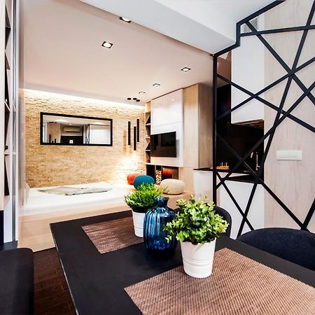 Apartments Casa Dekic โรวีน ภายนอก รูปภาพ