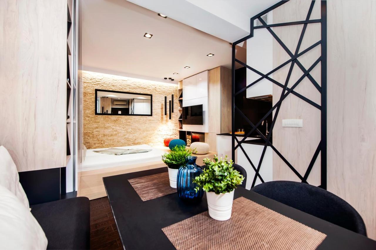 Apartments Casa Dekic โรวีน ภายนอก รูปภาพ