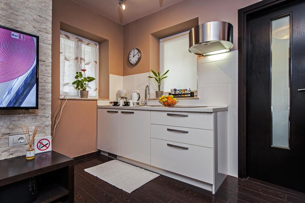 Apartments Casa Dekic โรวีน ภายนอก รูปภาพ