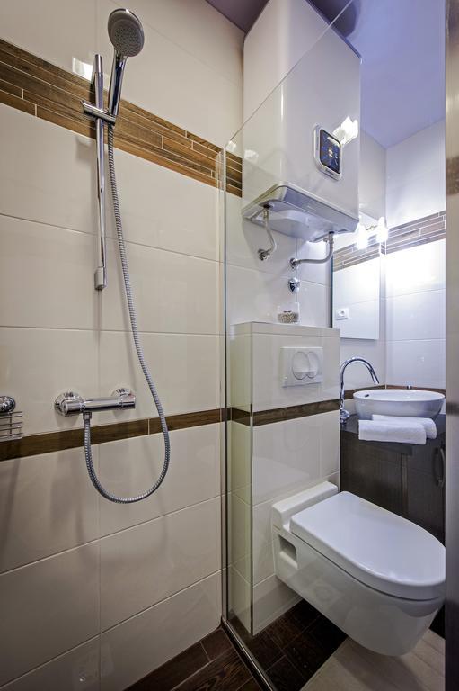 Apartments Casa Dekic โรวีน ภายนอก รูปภาพ